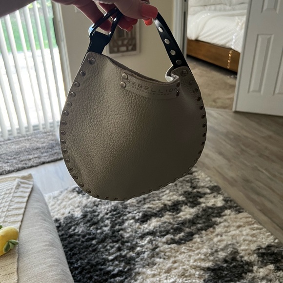 Rebellion Cream and Black leather wristlet with silver grommets - Picture 6 of 8